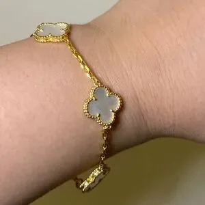 Elegant Gold and White | Sweet Alhambra Bracelet 18K Italian Gold Plated